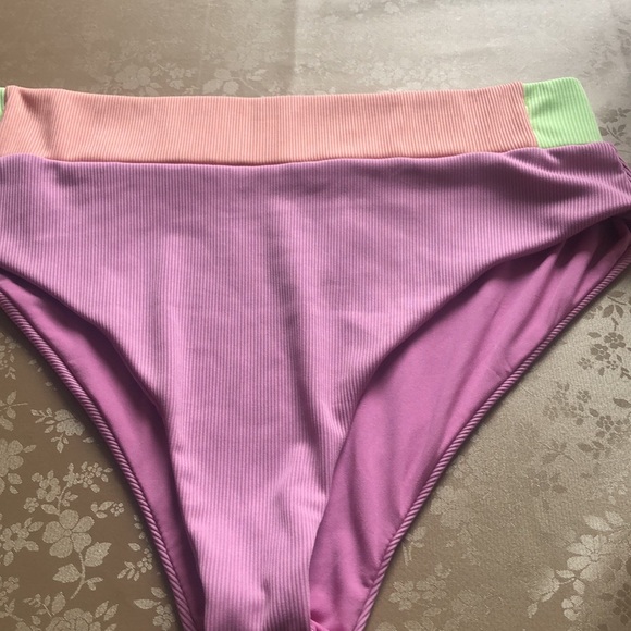 Infamous Swim | Lola Triangle Top in Erica . Sz. XL - Picture 3 of 7